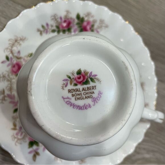 Royal Albert Lavender Rose Teacup Set Pink Roses Afternoon Tea Collectible - Picture 6 of 10